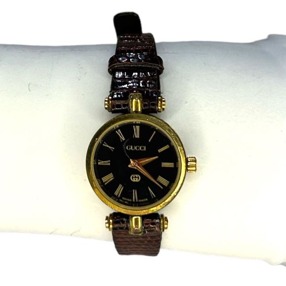 Gucci Women's Gold and Brown Watch AS IS - Picture 1 of 9